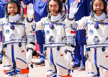 La basura espacial pudo haber chocado contra una nave con tripulación china en órbita terrestre baja