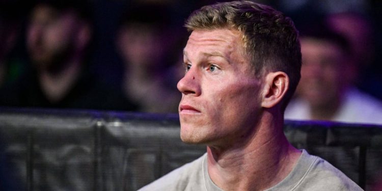 James McClean del Wrexham admite haber golpeado a un aficionado del Cardiff en el aparcamiento del estadio: «No estaba esperando»