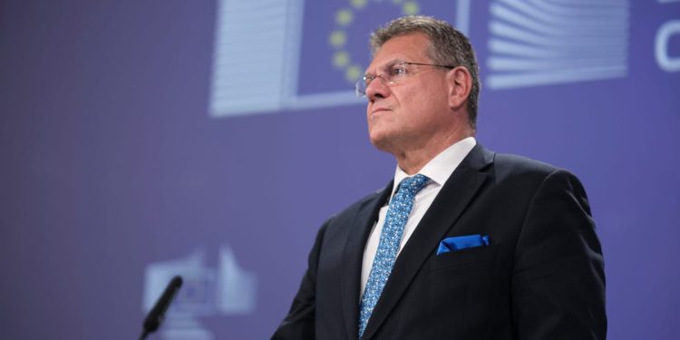 La pausa de China en los controles de exportación de tierras raras se extiende a la UE – POLITICO