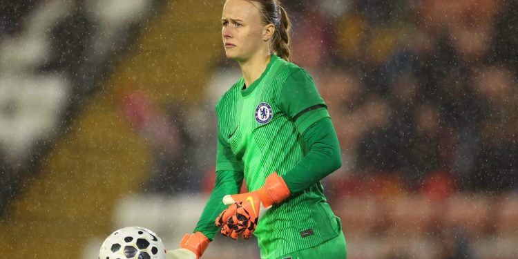 La portera del Chelsea Hannah Hampton estará de baja «unas semanas» por una lesión muscular