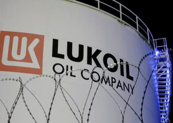 Gunvor retira oferta por la rusa Lukoil como 'títere del Kremlin' de la empresa de marcas estadounidenses – POLITICO