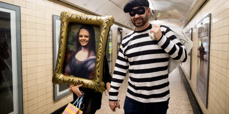 Sospechosos detenidos en el atraco al Louvre, pero aún faltan artefactos