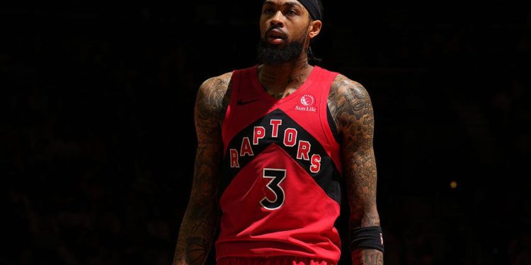 Brandon Ingram de los Raptors multado con 25.000 dólares por la NBA por arrojar a la fuerza una botella de agua