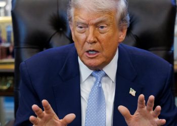 Trump reflexiona sobre un nuevo mandato para los republicanos que lo apoyan ávidamente