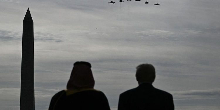 Lo que el acuerdo de defensa entre Estados Unidos y Arabia Saudita deja fuera