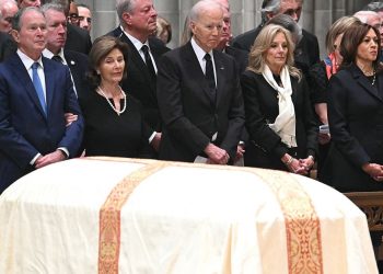 La escena surrealista en el funeral de Dick Cheney