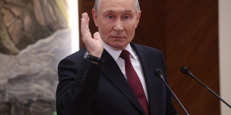 Putin advierte que el 'robo' de activos congelados de la UE desencadenará medidas de represalia – POLITICO