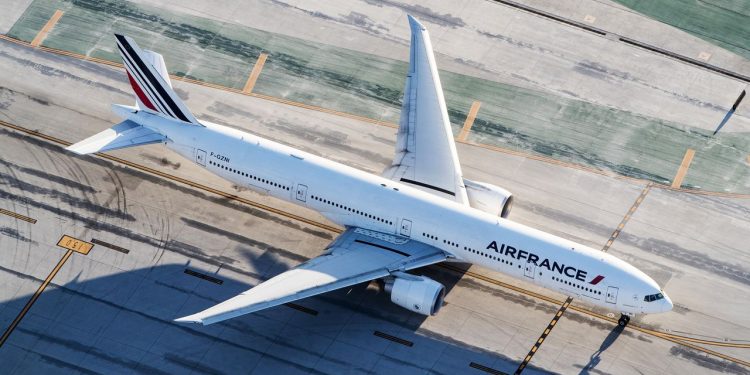 Volé 11 horas en la nueva La Première de Air France, la cabina de primera clase más elegante del mundo