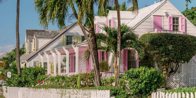 En Harbour Island y Eleuthera, adoptando la lenta tendencia del cambio