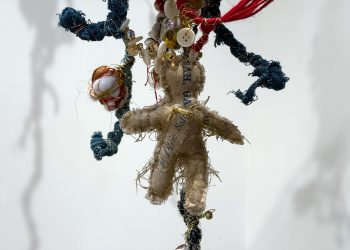 Somos los fantasmas de la historia