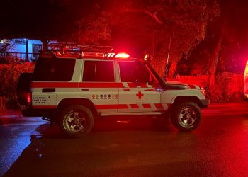 Niño de dos años fue encontrado solo y golpeado en vía pública