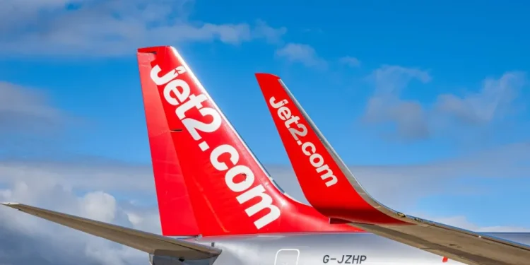 Jet2 se enfrenta a EasyJet con una nueva base en Gatwick
