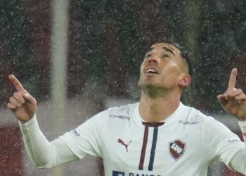 Liga de Quito sorprende a Independiente del Valle y retrasa su título