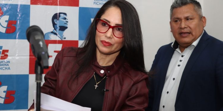 TCE admite denuncia contra Luisa González