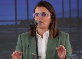 CNA alerta a María José Pinto sobre supuestas irregularidades en adquisiciones de insumos médicos