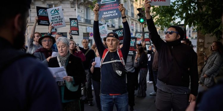 TotalEnergies acusada de complicidad en crímenes de guerra para masacres en territorios de Mozambique