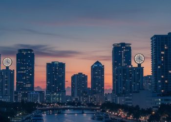 Cambia la hora en Fort Lauderdale — cuánto tiempo mueve el reloj para sincronizarlo con el horario de invierno | REVISTA