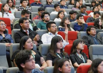 Autoridades transparentaron su gestión frente a universitarios de Arequipa | IDEA Internacional | Audiencia universitaria | PERÚ