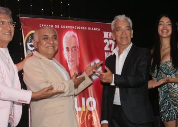 Julio Zevallos celebra sus 45 años de vida con el lanzamiento de un libro biográfico | TVMAS