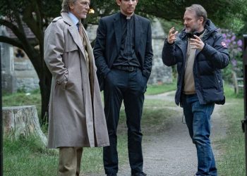 Rian Johnson se divirtió haciendo una 'versión de estudio idiota' del nuevo 'Knives Out'