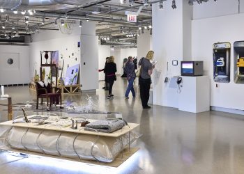 Explore los estudios de posgrado en la Escuela del Instituto de Arte de Chicago