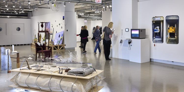 Explore los estudios de posgrado en la Escuela del Instituto de Arte de Chicago