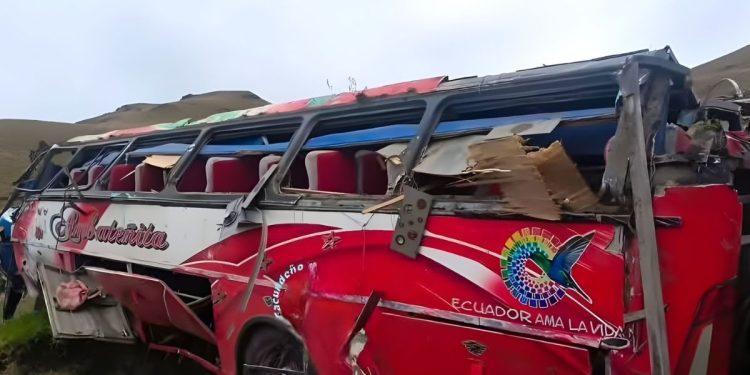 Lo que se sabe del fatal siniestro en Simiatug que cobra la vida de 22 personas