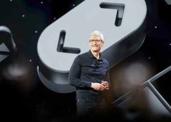 Informe: Tim Cook dejará el cargo de CEO de Apple 'tan pronto como el próximo año'