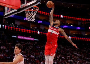 Cam Whitmore de los Wizards muestra su potencial (y sus defectos) en el regreso a Houston