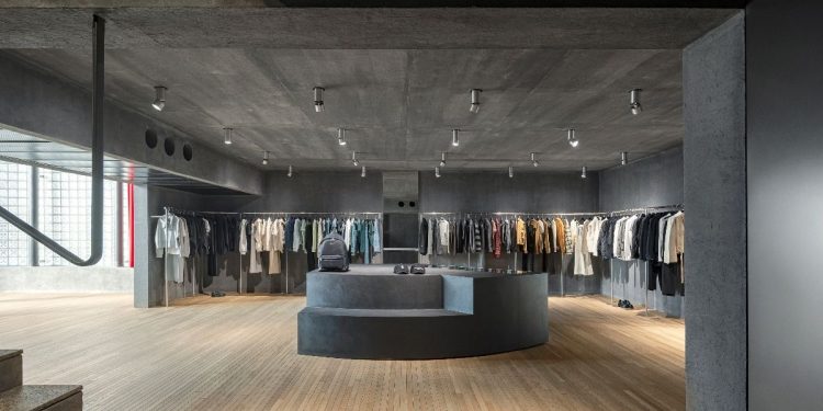 Estableció la identidad de la moda de Corea del Sur. Ahora, Wooyoungmi está lista para más