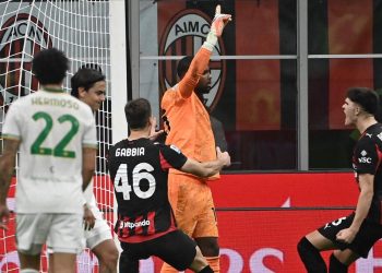 Pervis Estupiñán fue suplente en triunfo del AC Milan ante la Roma en la Serie A de Italia | Fútbol | Deportes