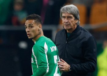 Pellegrini: “Isco no llega al derbi y Amrabat creo que tampoco”