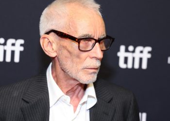 Lee Tamahori, realizador de James Bond Meurs un autre jour, dura 75 años