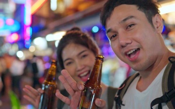 La nueva ley sobre el alcohol en los destinos tailandeses exige estar alerta