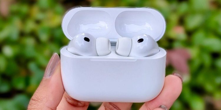 Este truco de AirPods cambia las reglas del juego para los viajeros frecuentes: cómo encontrarlo en la configuración de su iPhone
