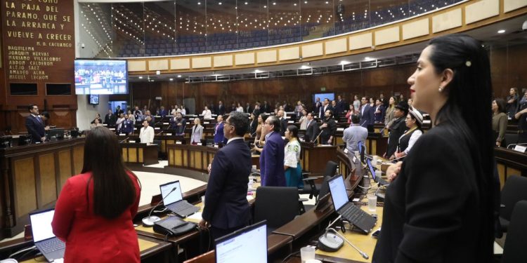 Asamblea reconoce gestión diplomática que impulsa la relación comercial entre Ecuador y Estados Unidos