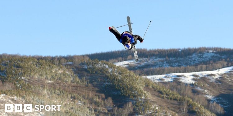 Muir gana la Copa del Mundo de esquí estilo libre en China