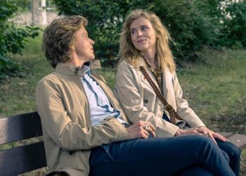 Nuestra crítica de la película Les Rêveurs, foule santé mentale