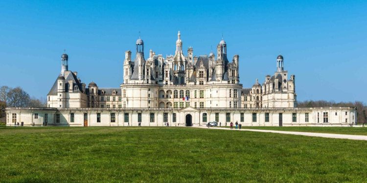 La asamblea favorable a una medida de ayuda en el castillo de Chambord, en el modelo de Notre-Dame