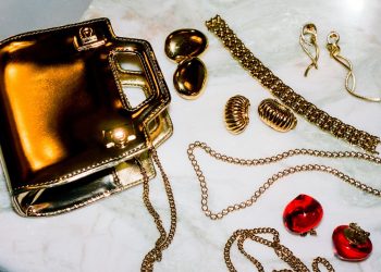 Las 36 mejores ofertas de joyería del Black Friday de 2025, seleccionadas cuidadosamente por los editores de Vogue