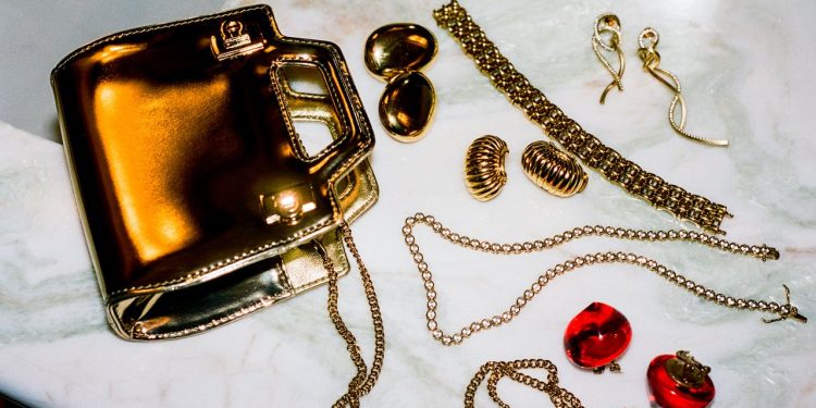 Las 36 mejores ofertas de joyería del Black Friday de 2025, seleccionadas cuidadosamente por los editores de Vogue