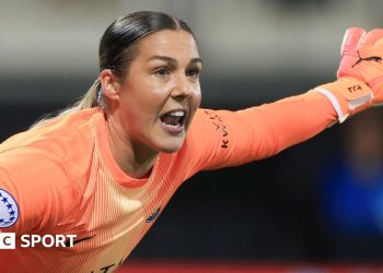Man Utd vs Paris St-Germain: Mary Earps dice que el regreso al antiguo club estaba «escrito en estrellas»