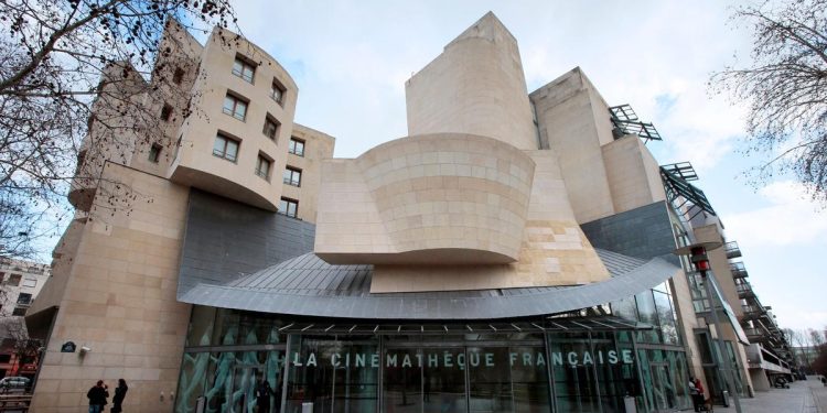 la Cinémathèque française ferme ses salles colgante un mes