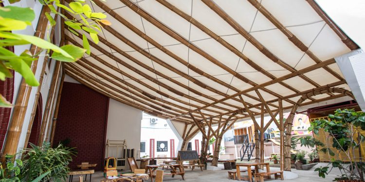 Pabellón / Templo Azul | Plataforma Arquitectura