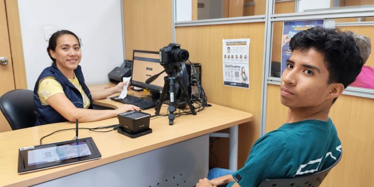 Cómo sacar turno para obtener la cédula en el Registro Civil