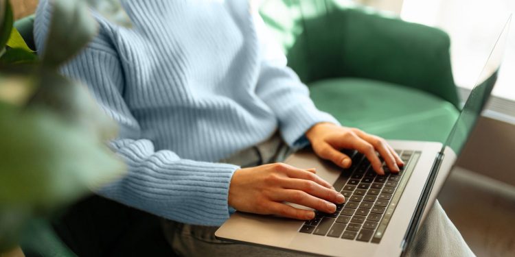 Principales recursos para cuidadores que apoyan a alguien con trastorno bipolar