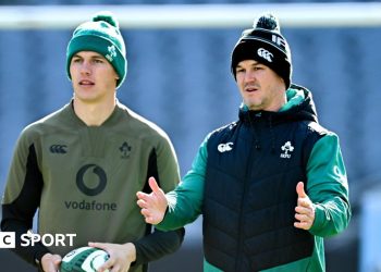 Irlanda vs Australia: Sam Prendergast sobre las aperturas de Jack Crowley, Johnny Sexton y Wallabies