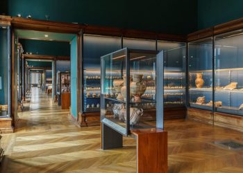 Le Louvre, antiguo palacio sobre soufflé, debe entrar en la ère des travaux d'urgence