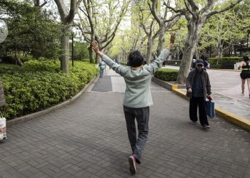 El declive del Alzheimer se ralentiza con sólo unos pocos miles de pasos al día