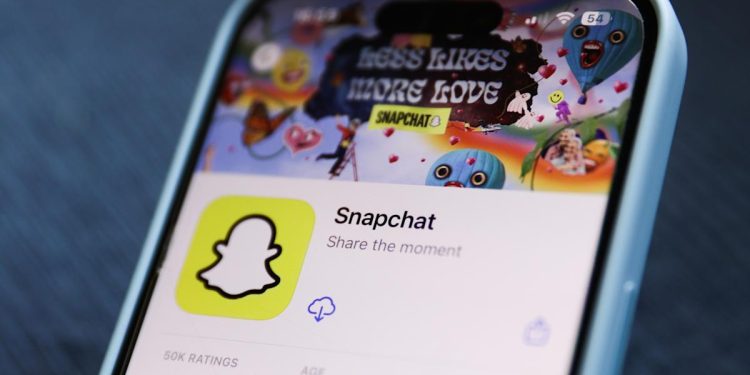 Snap y Perplexity firman un acuerdo de 400 millones de dólares para poner la búsqueda de IA directamente en Snapchat